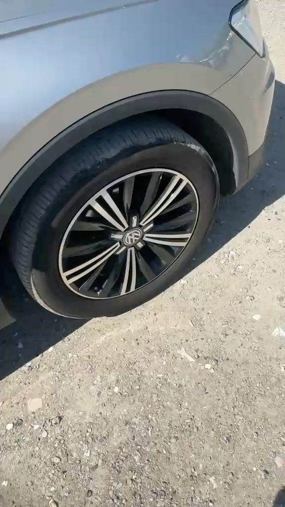 2017 VOLKSWAGEN TIGUAN